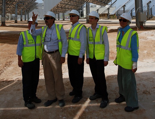 Left to right: Tony Windsor, Independent Member for New England, Santiago Arias, Technical Director of Torresol Energy, Professor Ross Garnaut AO, economist and author of the Australian Government commissioned Climate Change Review, Matthew Wright, Executive Director of Beyond Zero Emissions, and Jayne Garnaut at the Torresol Gemasolar plant (concentrated solar tower) in Spain. Photo courtesy of Beyond Zero Emissions