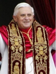 Pope Benedict XVI has expressed full and unquestionable solidarity with Jewish people 