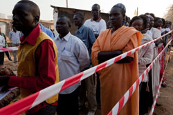 Sudanese women waiting to vote in January 2011 referendum in the southern capital of Juba. Photo by Nils Carstensen/ACT